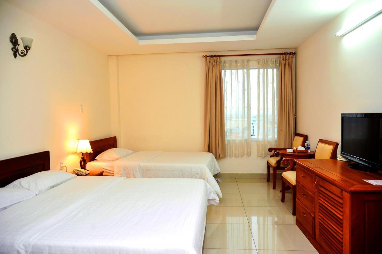 Tan Son Nhat Saigon Hotel Thành Pho Ho Chí Minh Esterno foto